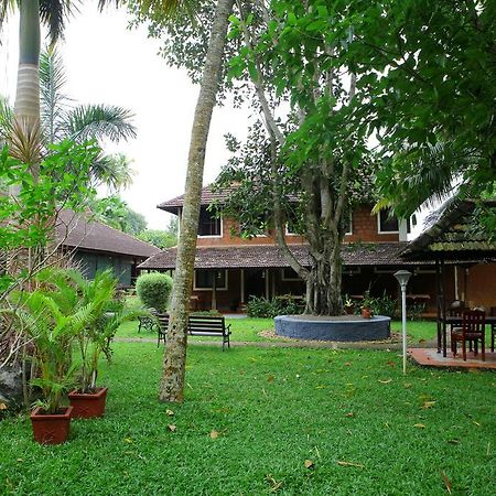 Athreya Ayureveda Centre Hotell Kottayam Exteriör bild