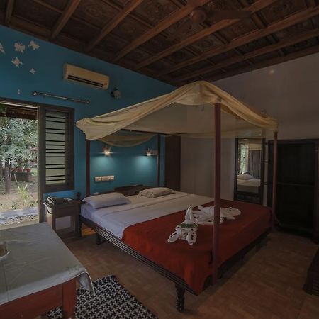 Athreya Ayureveda Centre Hotell Kottayam Exteriör bild