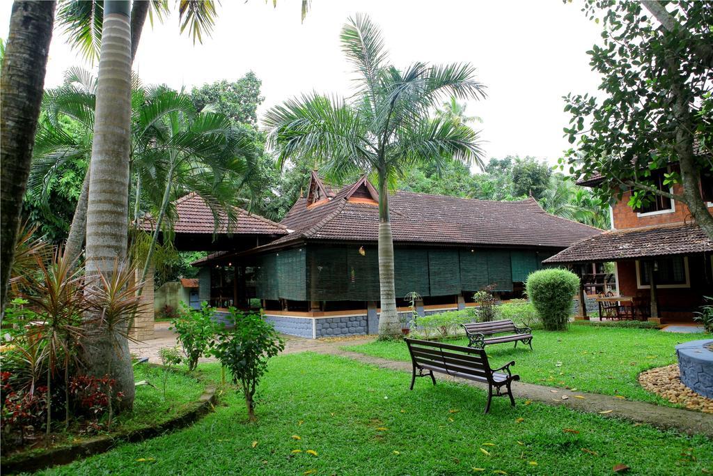 Athreya Ayureveda Centre Hotell Kottayam Exteriör bild