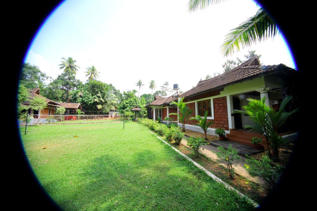 Athreya Ayureveda Centre Hotell Kottayam Exteriör bild